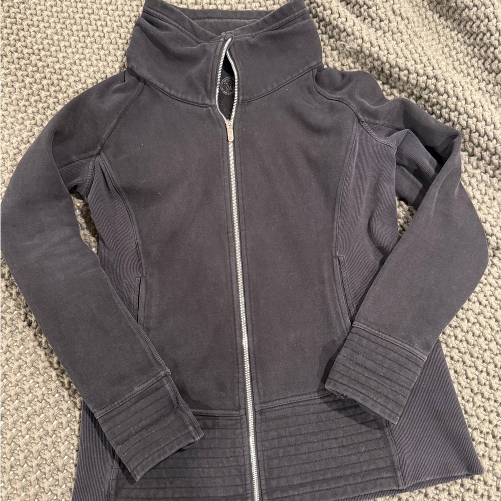Lululemon Radiant jacket size 12